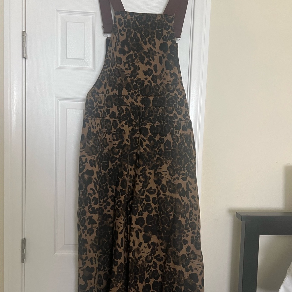 Leopard Print Overalls - Picture 5 of 11